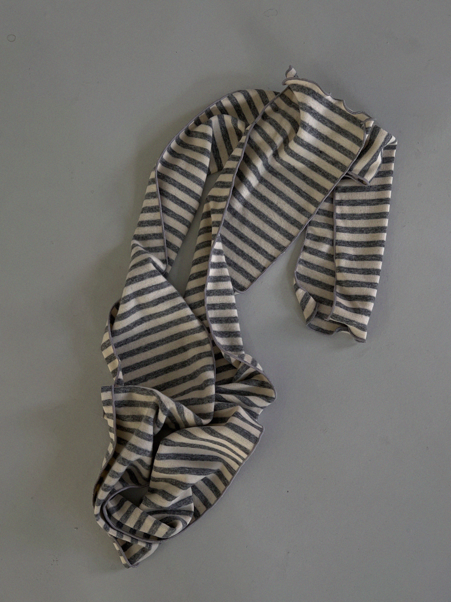 Stripe Muffler ( Black / Gray )